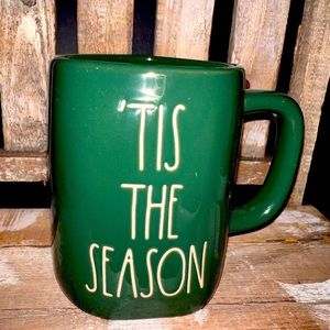 Rae Dunn TIS THE SEASON MUG